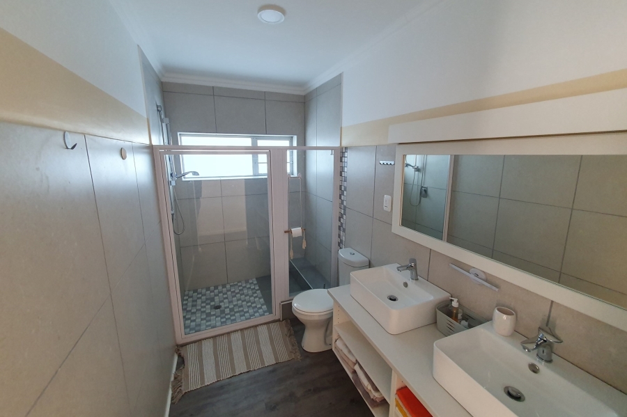2 Bedroom Property for Sale in Paradise Beach Eastern Cape